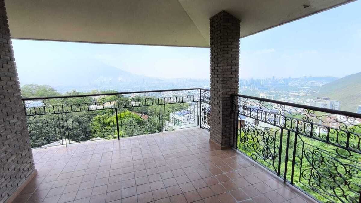 Casa para remodelar en Valle de San Ángel, imagen real de la propiedad